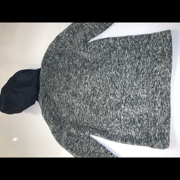 Abercrombie sweater - Picture 6 of 6